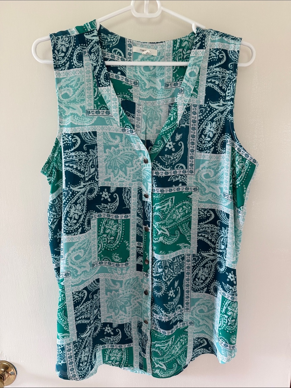 Maurices Teal & Green Paisley Patchwork Sleeveless Button Front Top